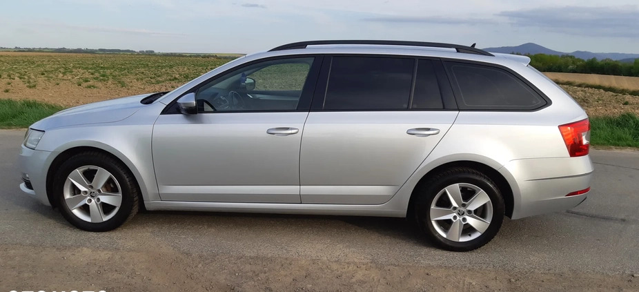 Skoda Octavia cena 49900 przebieg: 176000, rok produkcji 2017 z Syców małe 631